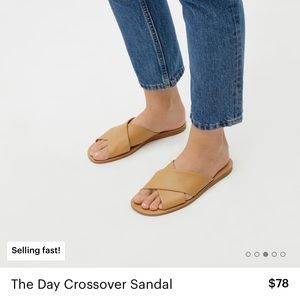 Everlane The Day Crossover Sandal (Camel Color)